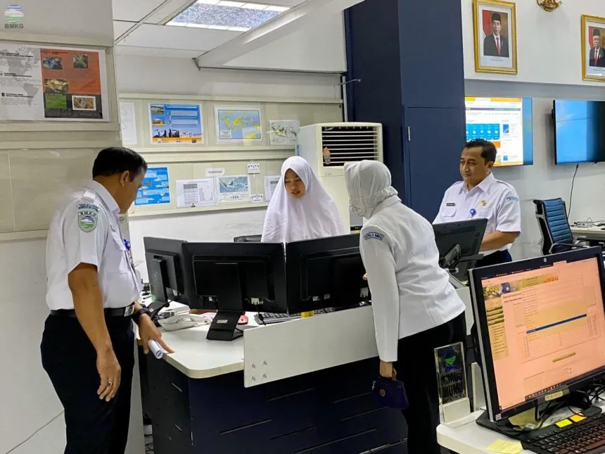 BMKG Minta Warga Waspada Gempa Susulan di Pegunungan Bintang