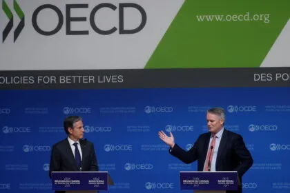 Indonesia Menuju Keanggotaan OECD: Dampak Positif bagi Industri