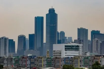 Ekonomi Indonesia Diprediksi Tumbuh 5,5% di 2024: Konsumsi, Investasi, dan Ekspor Menjadi Lokomotif Utama