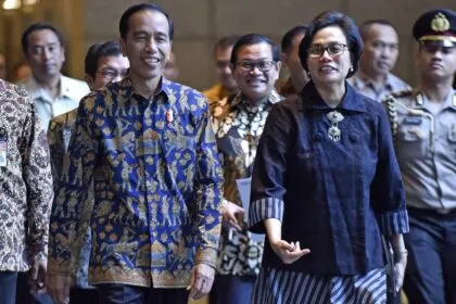 Sri Mulyani Wanti-wanti, Utang Jatuh Tempo Jokowi Rp2.400 Triliun Numpuk di Era Prabowo