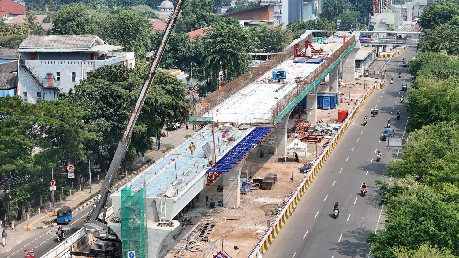 LRT Velodrome-Manggarai: Terobosan Transportasi Menuju Bandara Soekarno-Hatta yang Lebih Cepat dan Nyaman (Ilustrasi)