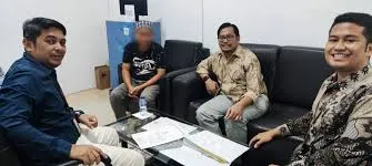 Rekening Diblokir Kantor Pajak, Warga Banyuwangi Tuntut Penjelasan: Sebuah Keresahan yang Membutuhkan Jawaban