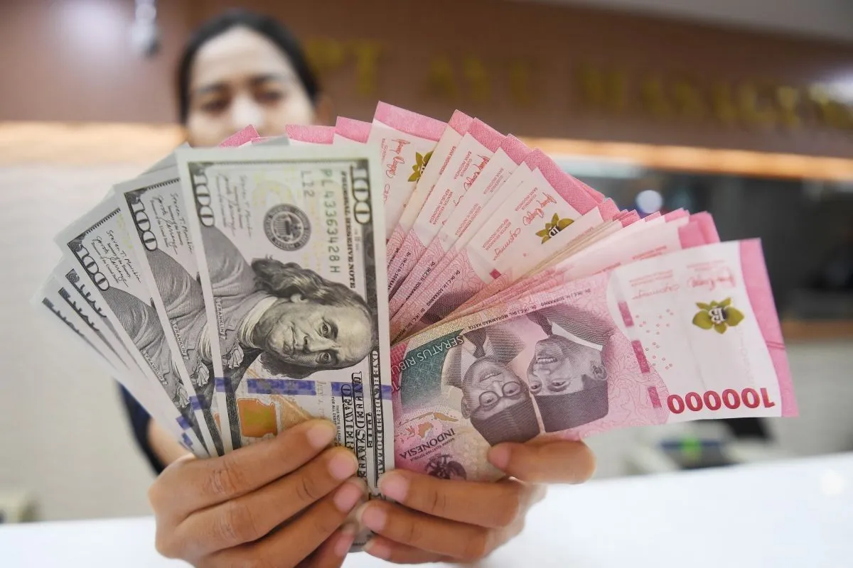 Rupiah Loyo Tergelincir ke Rp16.420 per Dolar AS Pagi Ini, Dipicu Pelemahan Mata Uang Asia (Ilustrasi)