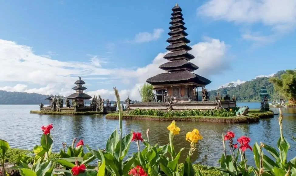 Indonesia Kembali Menggila: Pertumbuhan 5% Didorong Pariwisata dan Teknologi (Ilustrasi)