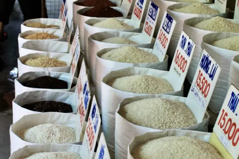 Harga Beras Merangkak Naik: Ancaman Inflasi dan Beban Bagi Masyarakat (Ilustrasi)